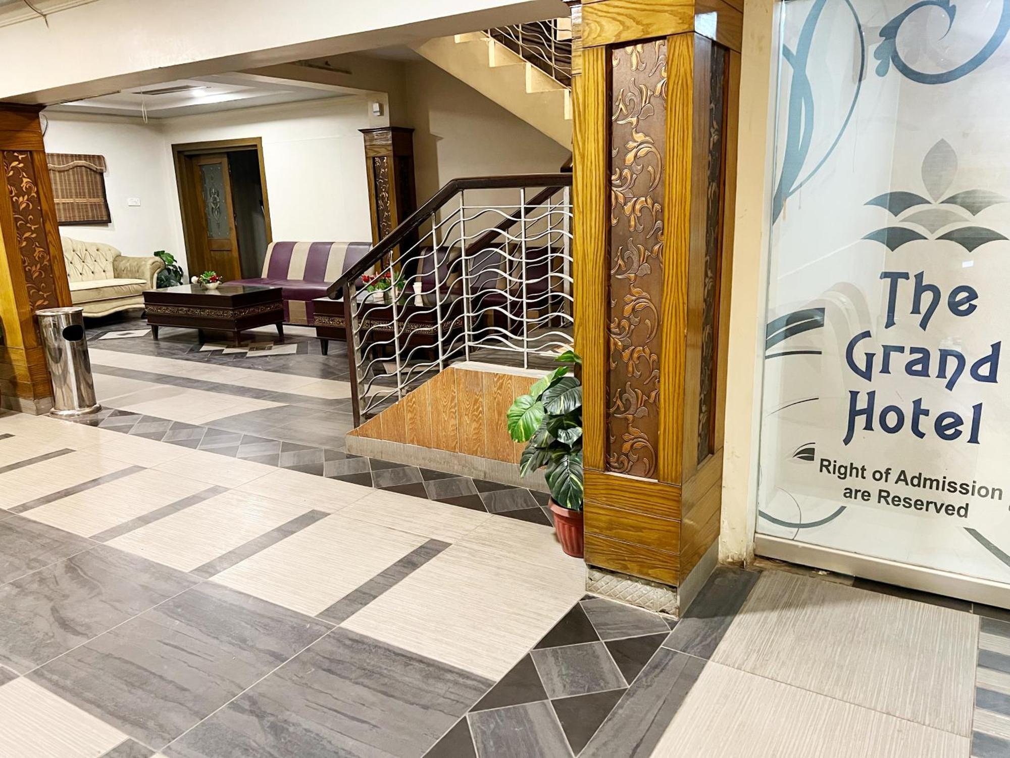 The Grand Hotel מולטאן מראה חיצוני תמונה